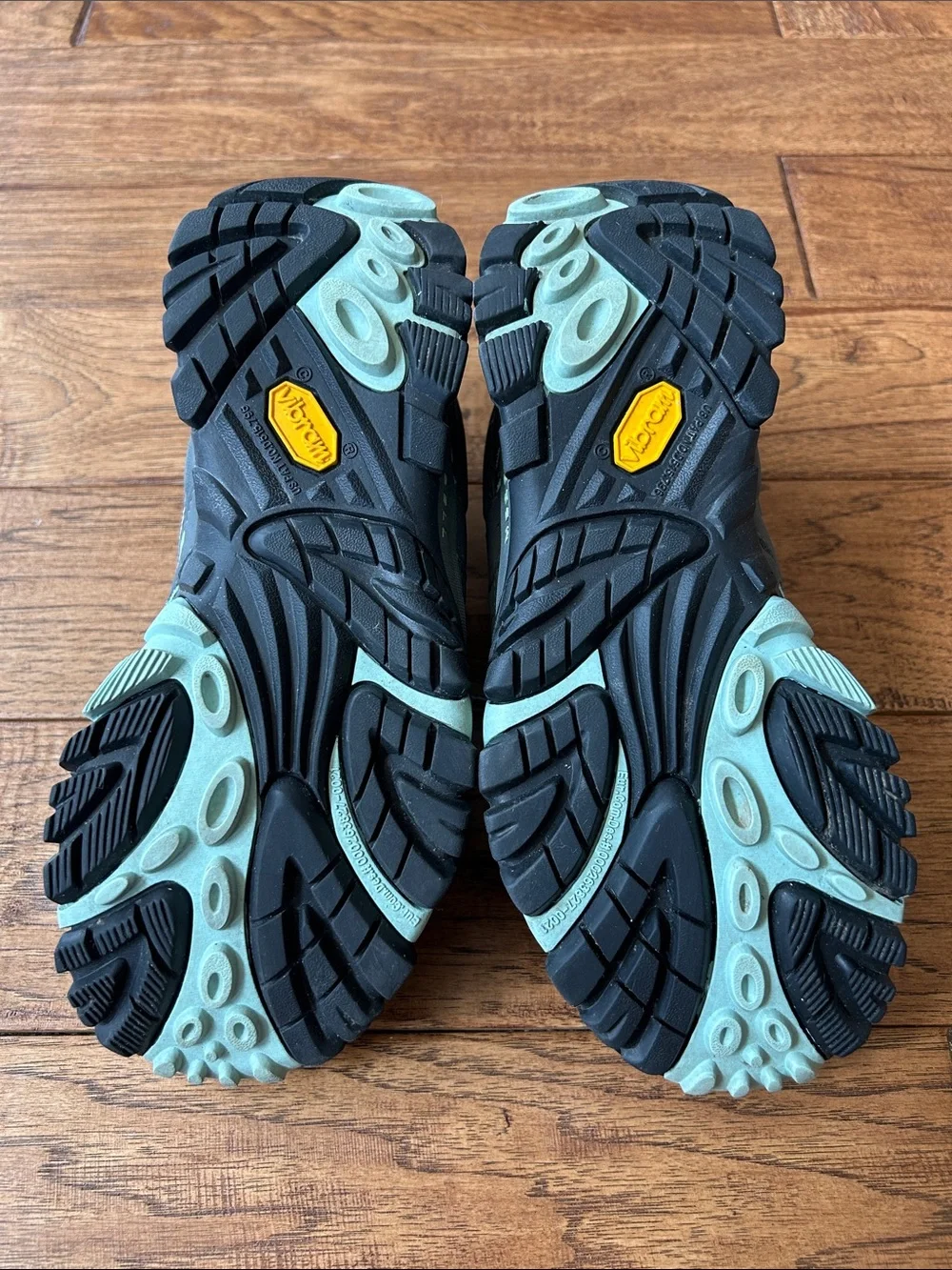 Merrell Moab 2 GTX Waterproof Hiking Shoes Gray Womens Size 7.5